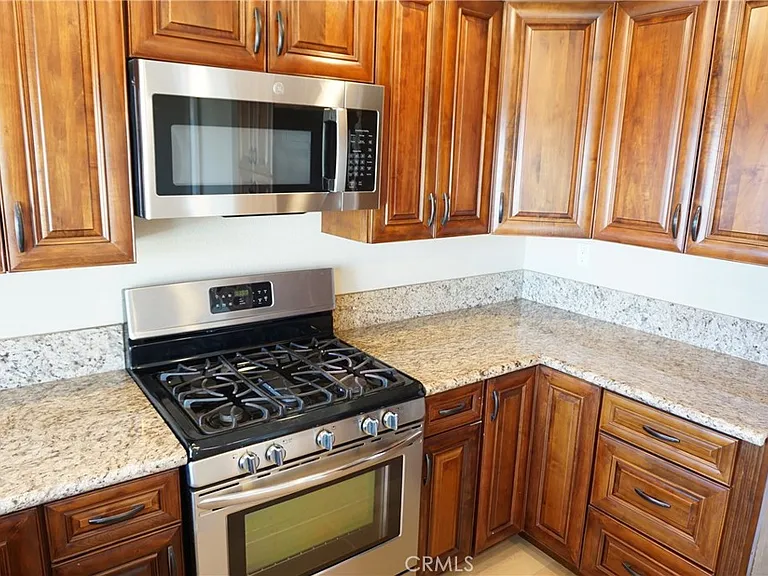 19584 Shadow Glen Cir — Photo 14