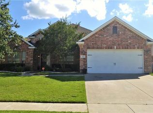 325 Merced St, Burleson, TX 76028