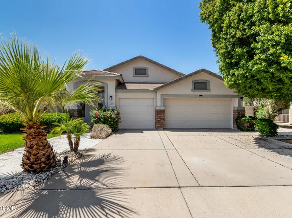 2310 S SOUTHWIND Drive, Gilbert, AZ 85295