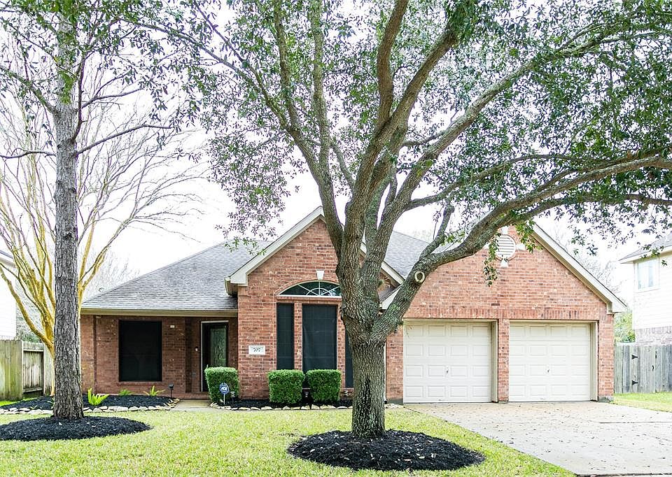 1st image of 707 Brazos Trace Dr