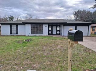 1010 Chamblee Ct, Arlington, TX 76014