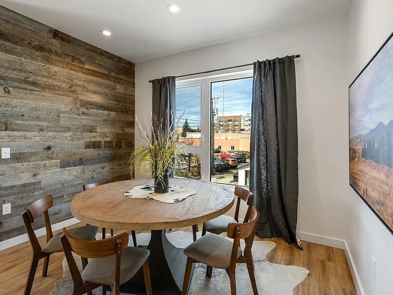 116 N Bozeman Ave #203 — Photo 6