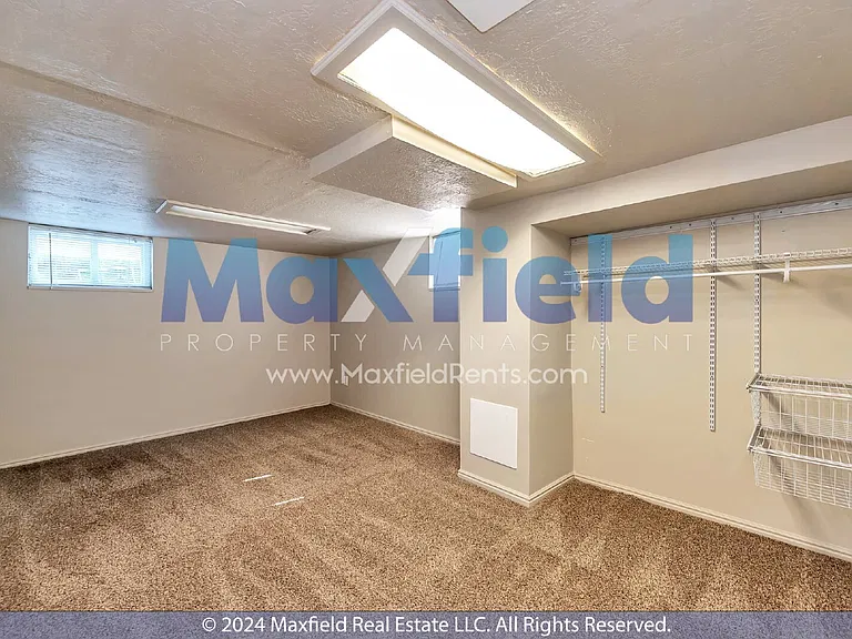 1525 E 2100 S — Photo 13