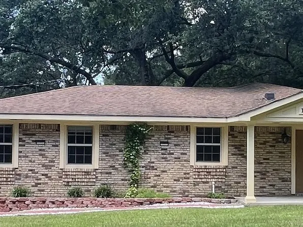 15720 Cook Rd, Biloxi, MS 39532
