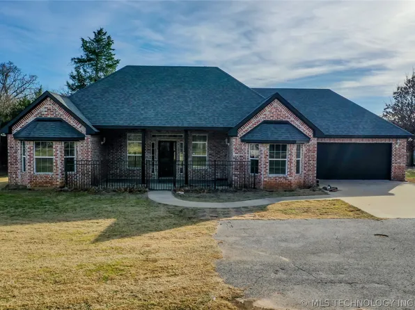 541 Oak Hills Rd, Cartwright, OK 74731