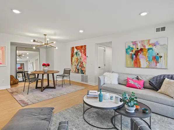 6328 Barrie Rd APT 3M, Edina, MN 55435