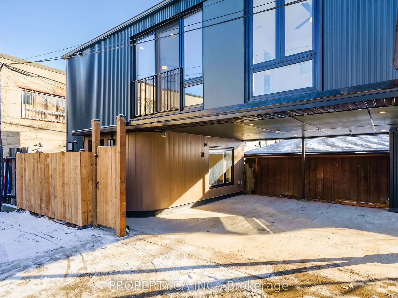 2 bed, $3,900 — Photo 1