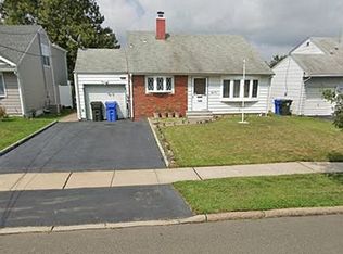 53 Broadway Ave, Colonia, NJ 07067