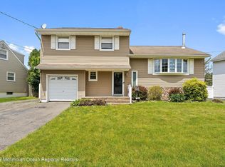 118 Bentley Ave, Old Bridge, NJ 08857