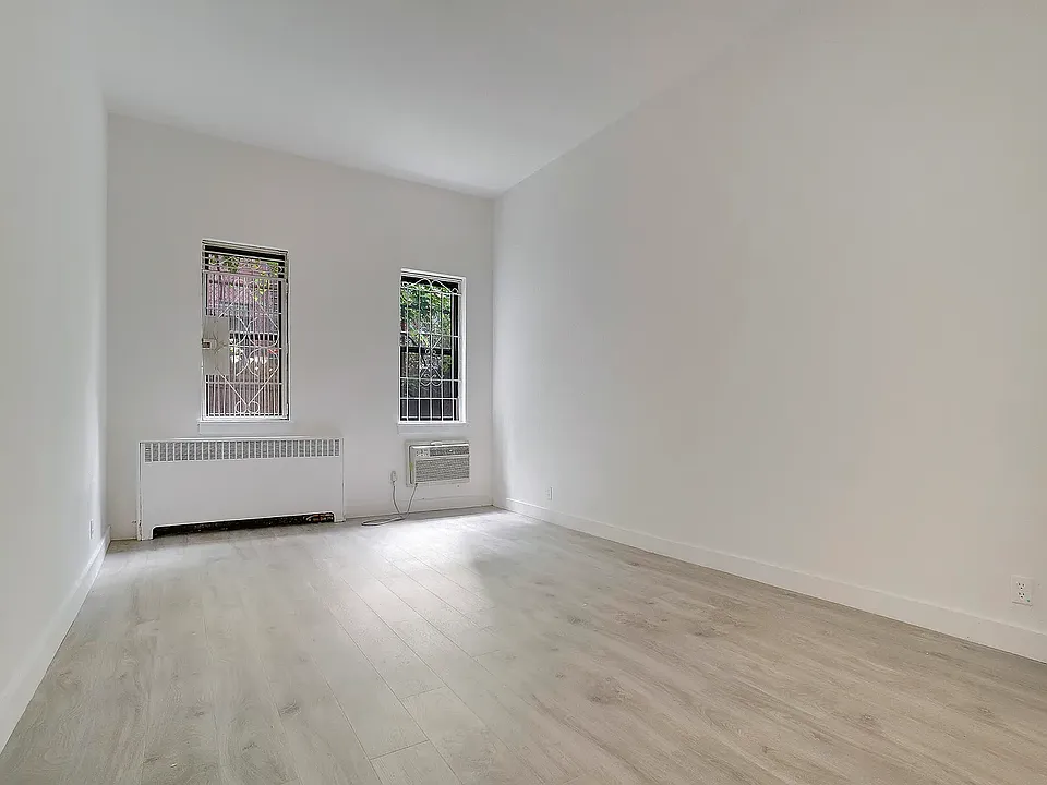 148 E 30th St #1E