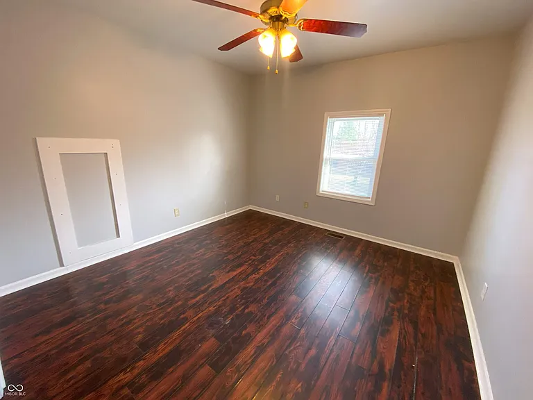 3854 1/2 S Sherman Dr — Photo 7