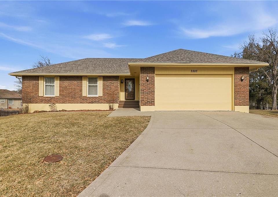 1st image of 3307 NW Shannon Ct