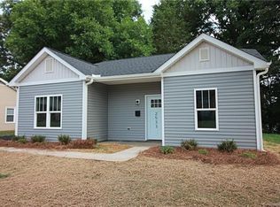 2533 Lanecrest Dr, Charlotte, NC 28215