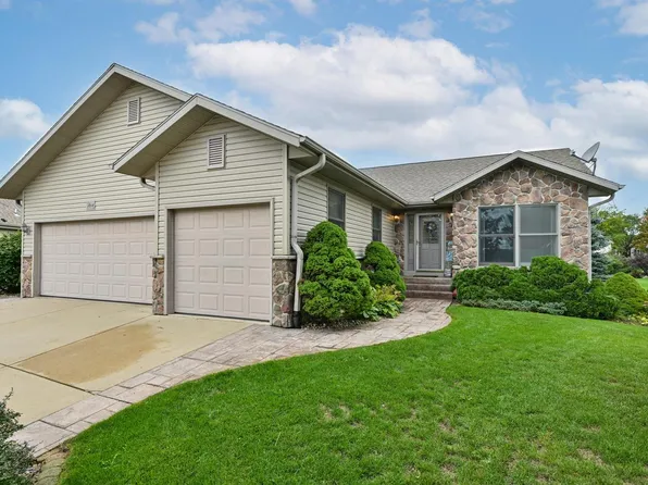 7844 Lakeview ROAD, Waterford, WI 53185