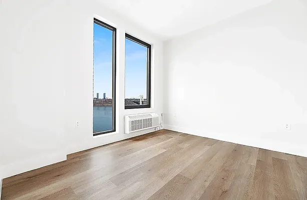 Rented by REAL New York | media 30