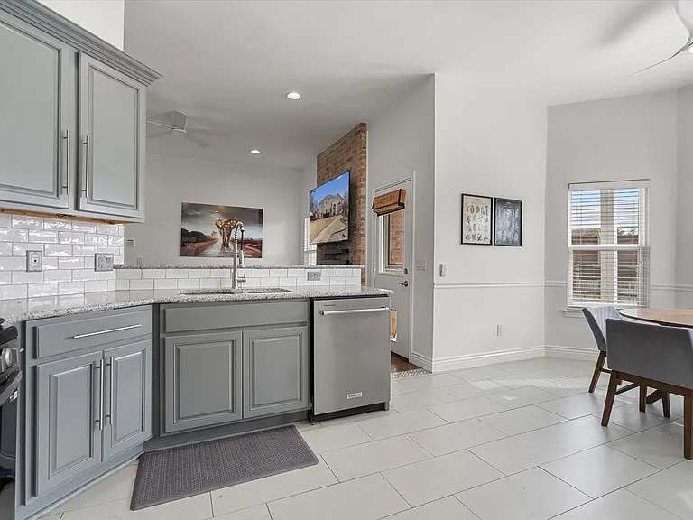 1103 Pawnee Ct — Photo 10