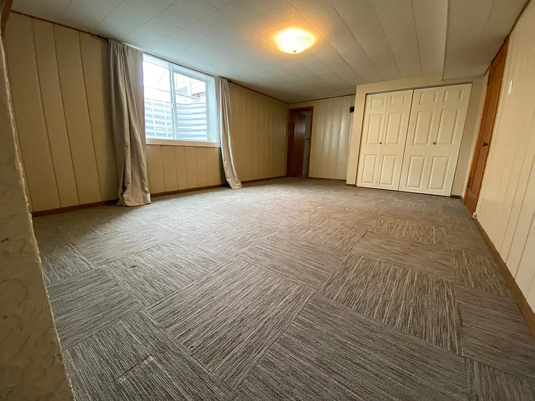 2327 Spruce St — Photo 18