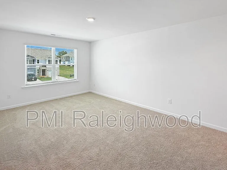 412 Cherry Laurel Dr — Photo 25