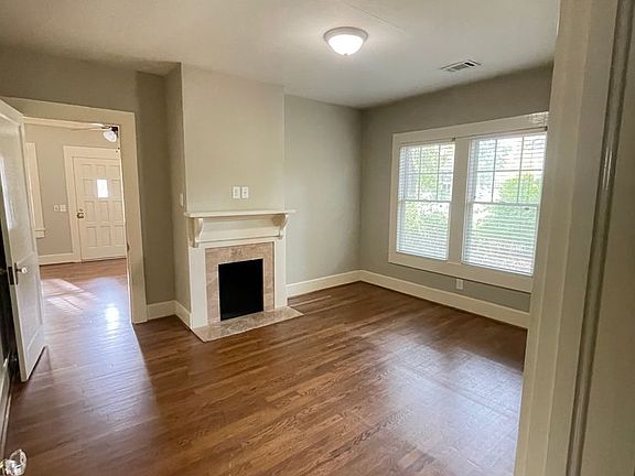 4th image of 612 Ridgewood Ave