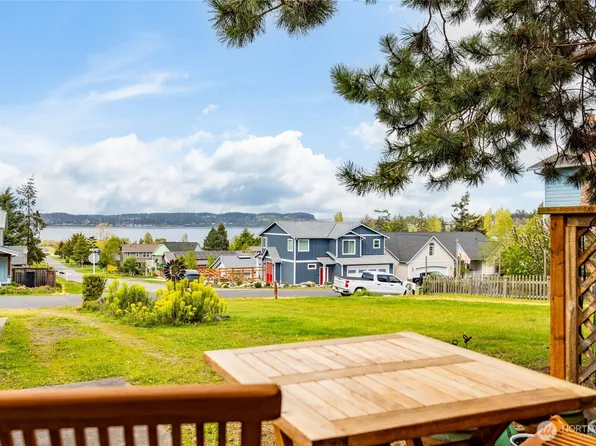 407 NE 4th Street, Coupeville, WA 98239