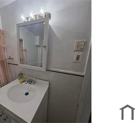 64 Hudson St — Photo 8