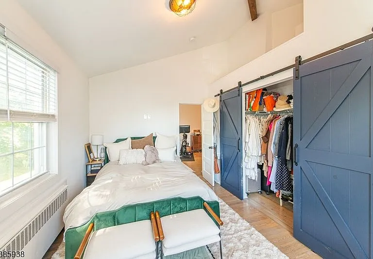 378 Claremont Ave #8 — Photo 14