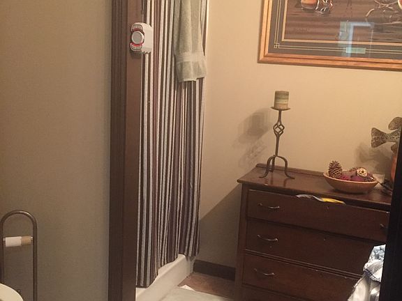 Bonus room bath