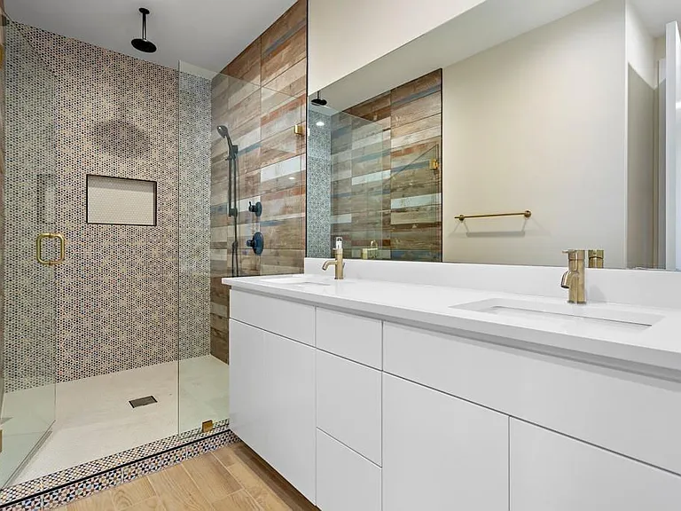 3009 Kuhlman Ave #2 — Photo 3