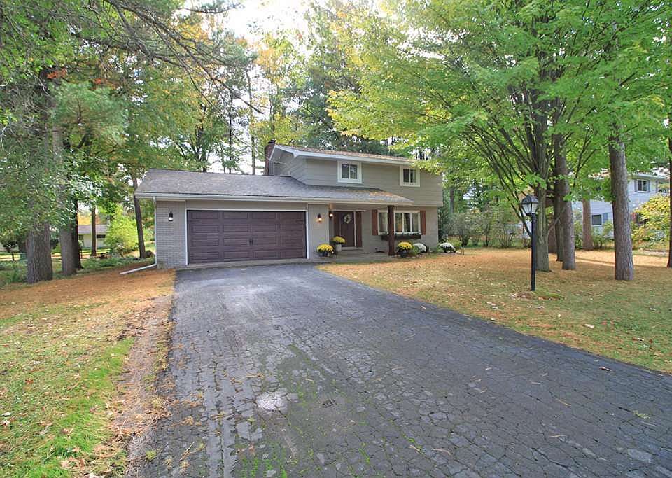 1st image of 1001 Military Rd