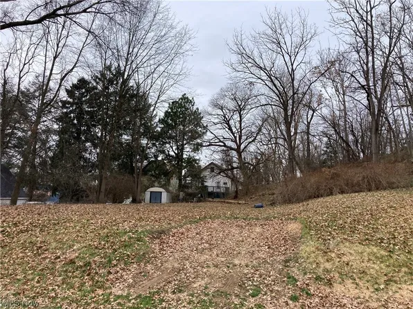 2605 Vaughan Ave, Parkersburg, WV 26101