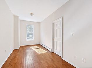 1402 Cortelyou Rd #1, Brooklyn, NY 11226