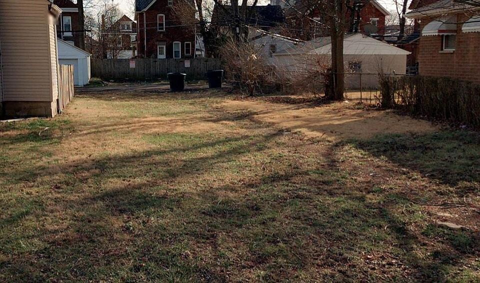 1st image of 1563 Greenway Ave