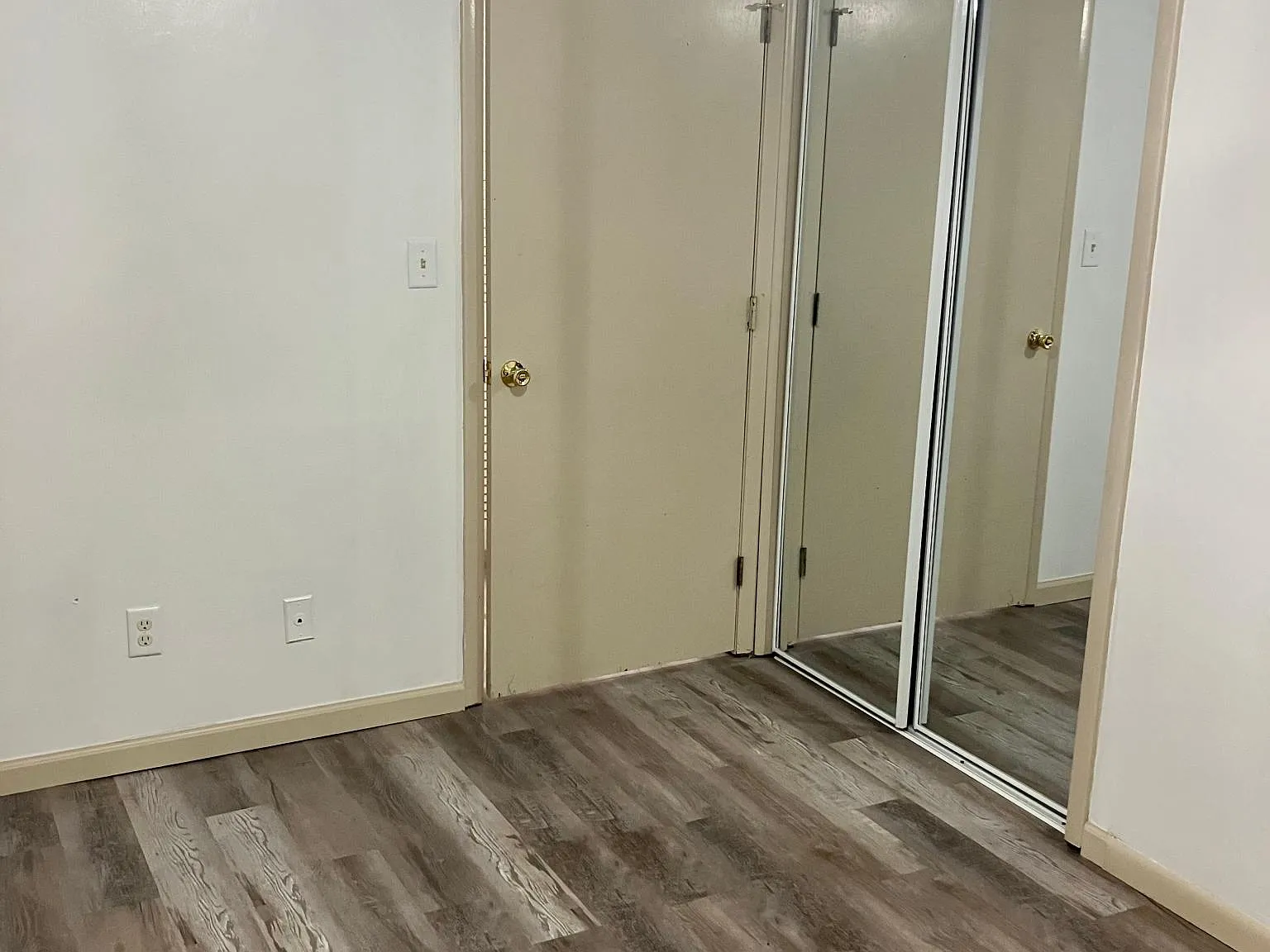 7012 Carolina Pl — Photo 3