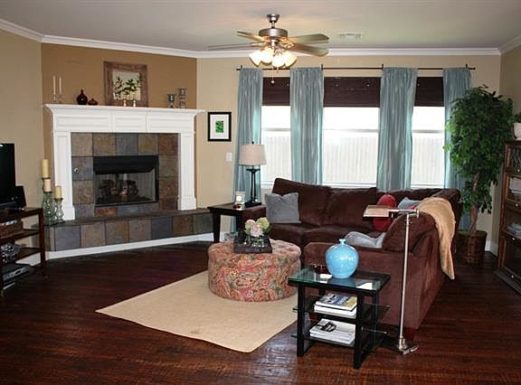 2nd image of 2717 Claydon Dr