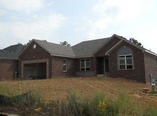 7911 Emma Ct, Louisville, KY 40291