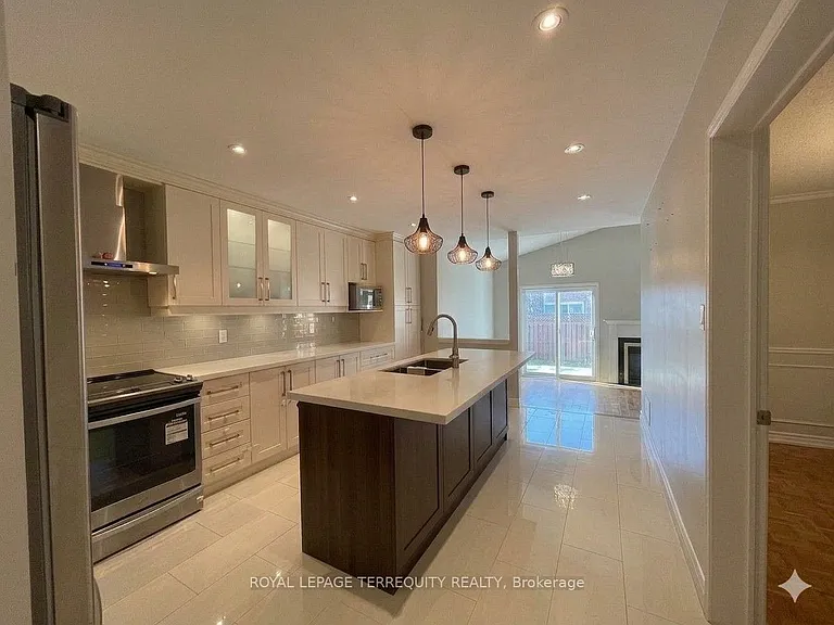 3813 Ridgepoint Way — Photo 7