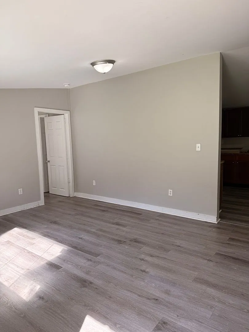 Rossville Home — Photo 2