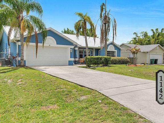 3rd image of 1142 SW Dalton Avenue