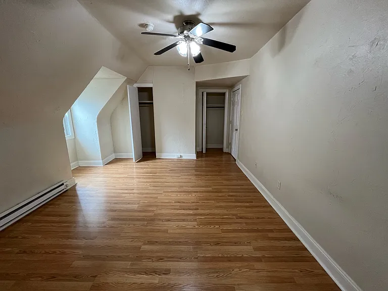 217 Stratford Ave #5 — Photo 5