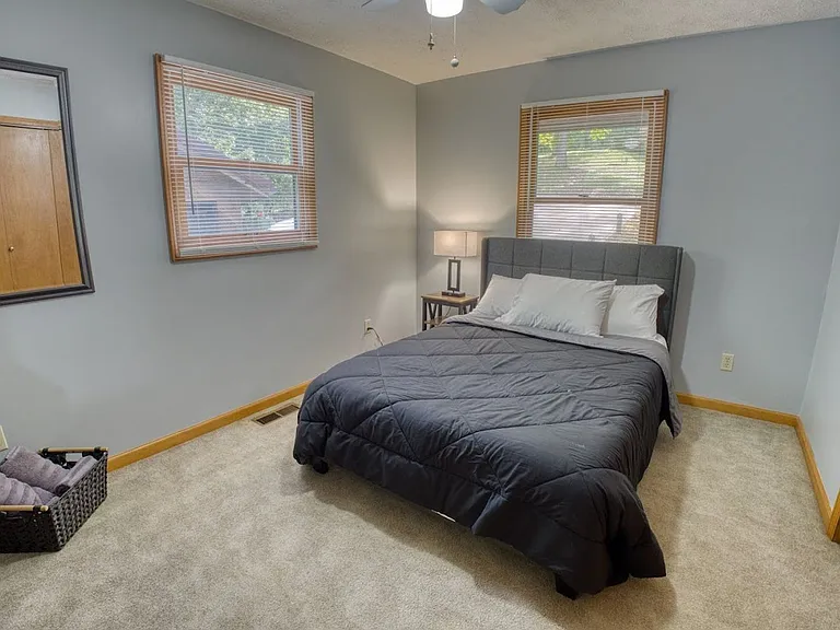 75 Forest Glen Dr — Photo 25