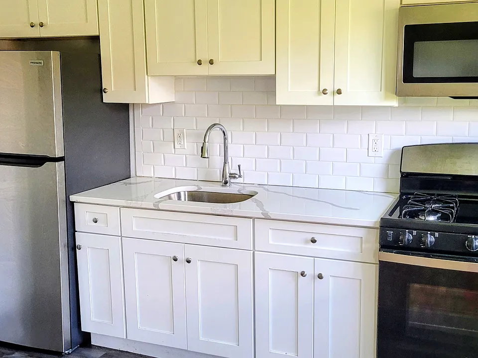 151A 14th Ave #1
