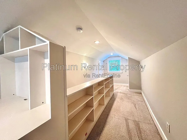 428 E Side Ave SE — Photo 24