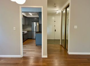 525 Almer Rd APT 210, Burlingame, CA 94010