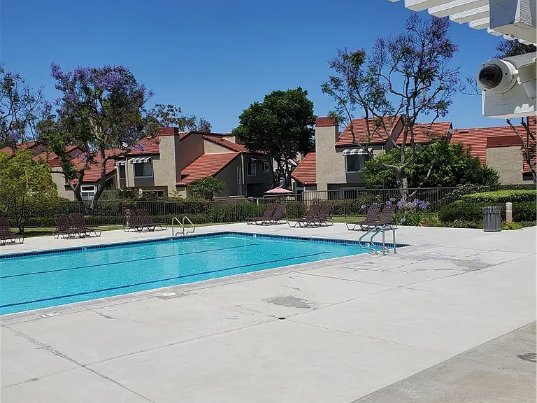 95 Stanford Ct #60 — Photo 10
