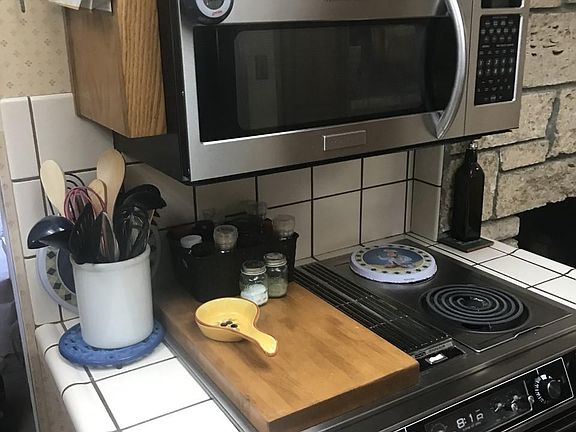 Stovetop, oven and new microwave