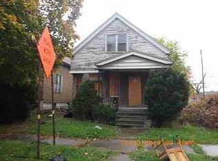 2110 McPherson St, Detroit, MI 48212