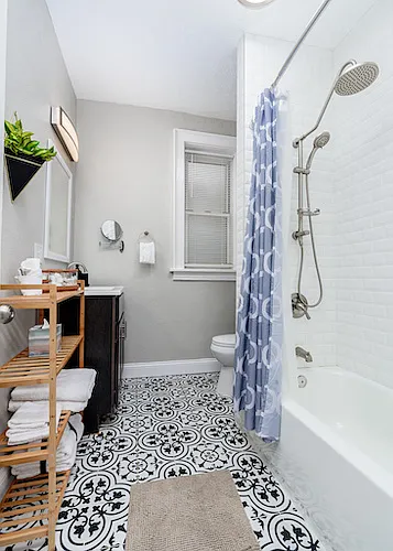 3960 Tholozan Ave — Photo 14