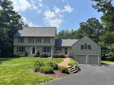 171 Hitching Post Lane, Bedford, NH, 03110