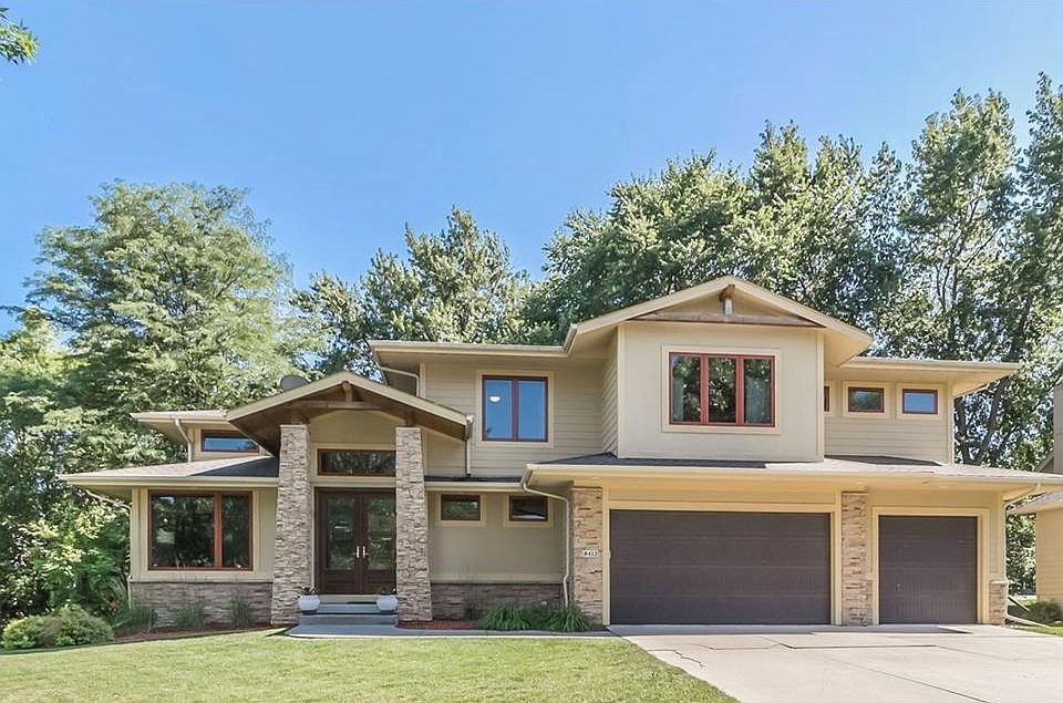 1st image of 8412 Sandford Pl