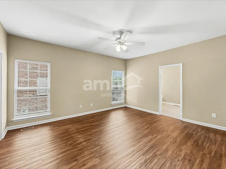 114 Cabin Branch Cir — Photo 12